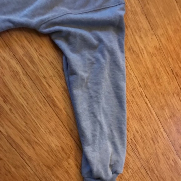 NIKE WOMEN YOGA TOP - Picture 5 of 6